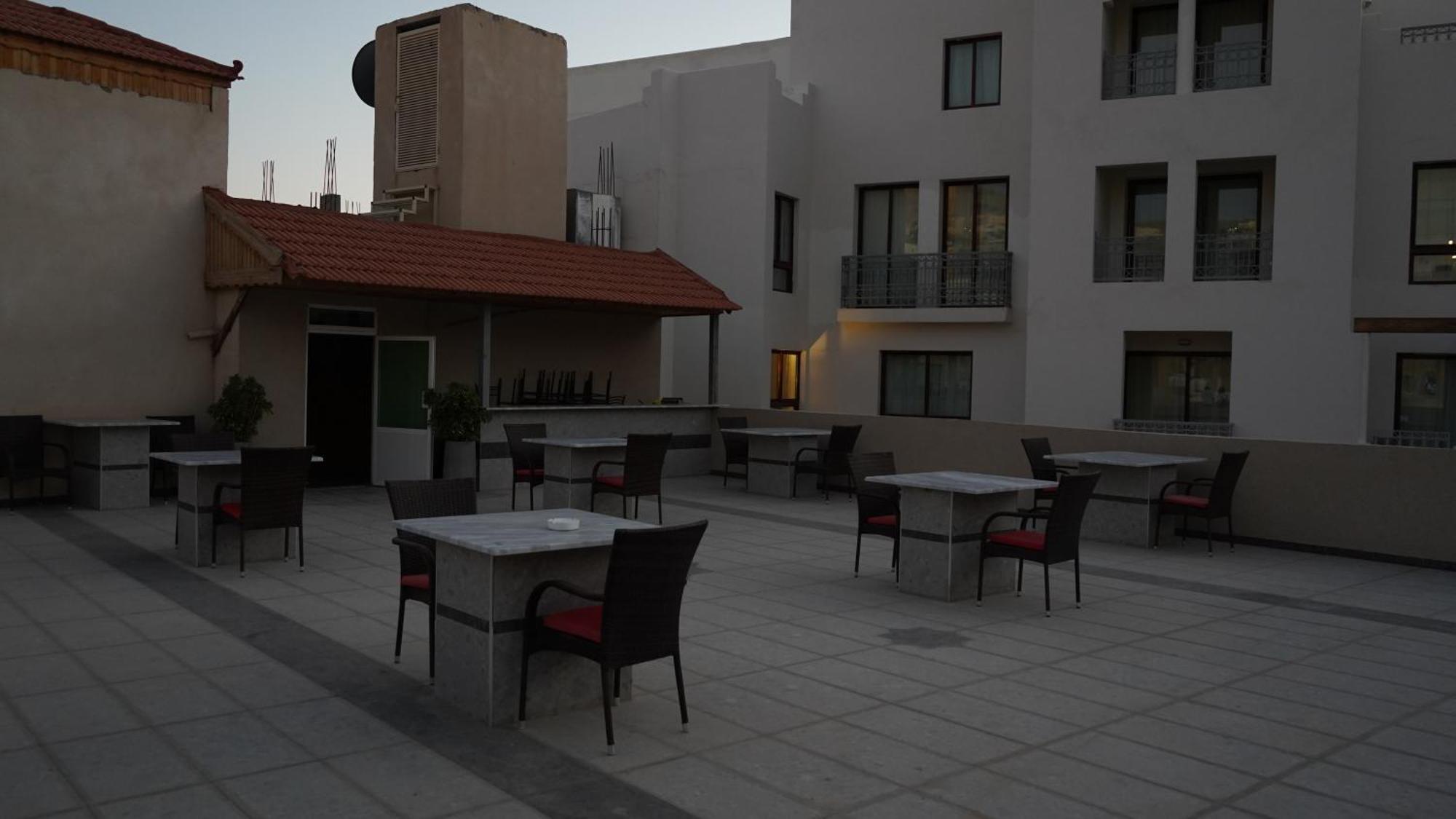 Petra Agora Hotel Wadi Musa Exterior foto